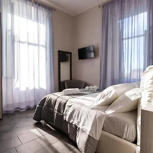 Pensión Julia Luxury, Roma