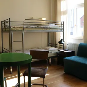 hostel-lipa.praguehotelsweb.com/